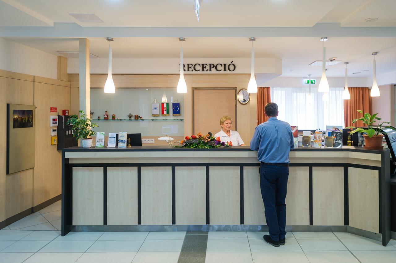 Harkányi Psoriasis Centrum Esterno foto