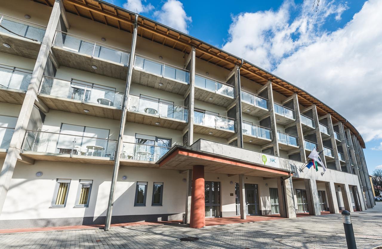 Harkányi Psoriasis Centrum Esterno foto